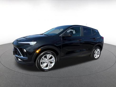 Used 2025 Buick Encore GX Preferred AWD/4WD image 8
