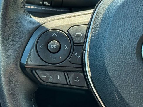 Used 2021 Toyota RAV4 XLE w/ Convenience Package AWD/4WD image 26