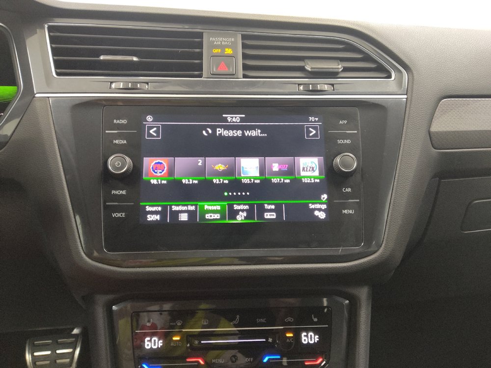 Used 2022 Volkswagen Tiguan SE R-Line FWD image 25