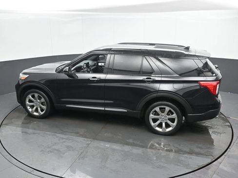Used 2020 Ford Explorer Platinum w/ Premium Technology Package image 20