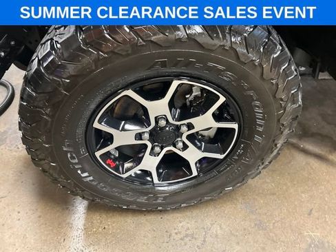 Used 2021 Jeep Wrangler Unlimited Rubicon AWD/4WD image 9