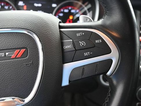 Used 2015 Dodge Charger SXT RWD image 19