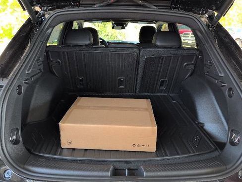 New 2026 Chevrolet Equinox EV RS image 10