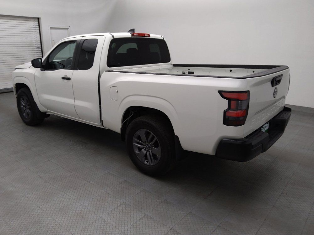 Used 2024 Nissan Frontier S RWD image 3