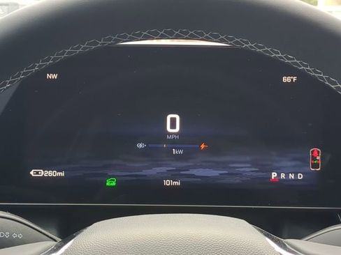 New 2026 Chevrolet Equinox EV LT image 28