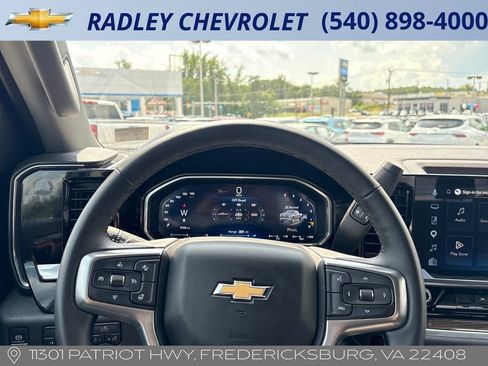 Used 2026 Chevrolet Silverado 1500 LT AWD/4WD image 6