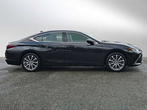 Used 2021 Lexus ES 350 w/ Premium Package image 2