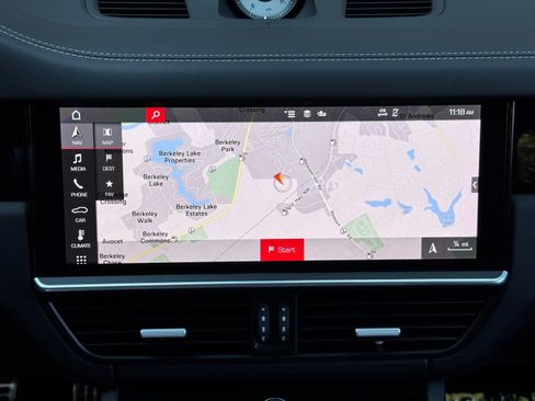 Used 2021 Porsche Cayenne Turbo S image 29