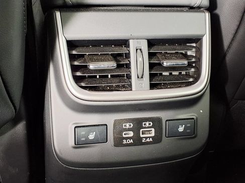 Certified 2025 Subaru Outback Touring AWD/4WD image 10