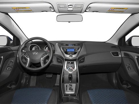 Used 2013 Hyundai Elantra FWD image 10