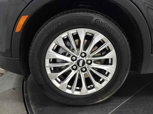 Certified 2025 Cadillac XT4 Premium Luxury image 13