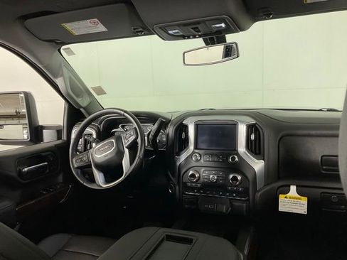 Used 2022 GMC Sierra 3500 SLT w/ SLT Premium Package AWD/4WD image 30