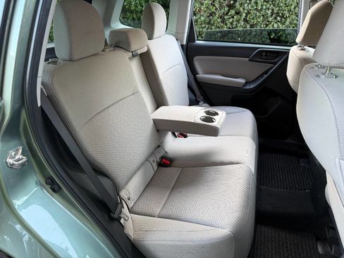 Used 2018 Subaru Forester 2.5i Premium AWD/4WD image 22