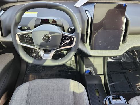 New 2026 Volvo EX30 Ultra w/ Climate Package image 2