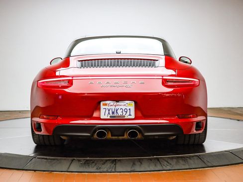 Used 2017 Porsche 911 Targa 4S image 7