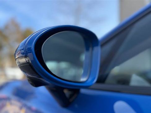 Used 2025 Porsche Panamera 4 image 30