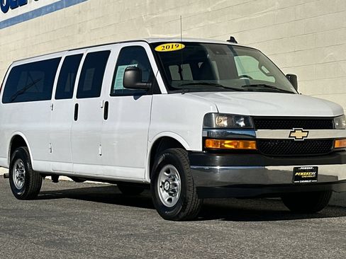Used 2019 Chevrolet Express 3500 LT w/ LT Preferred Equipment Group image 2