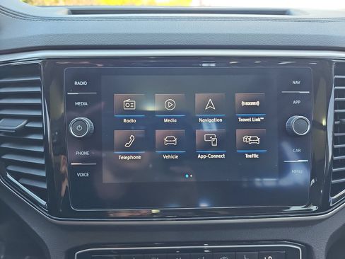 Used 2020 Volkswagen Atlas SEL FWD image 23
