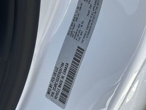 New 2026 Chrysler Pacifica Limited image 21