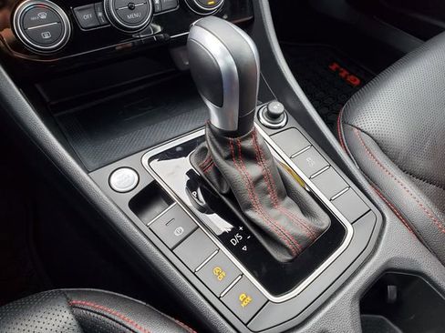 Used 2021 Volkswagen Jetta GLI Autobahn image 28