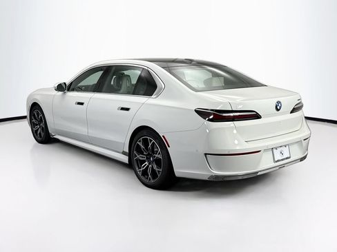 Used 2026 BMW i7 eDrive50 RWD image 7