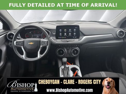Used 2025 Chevrolet Blazer LT AWD/4WD image 6
