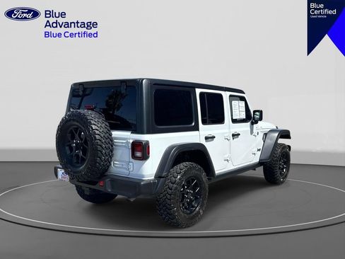 Used 2024 Jeep Wrangler Unlimited AWD/4WD image 5