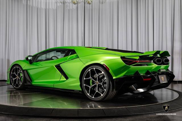 Used 2024 Lamborghini Revuelto AWD/4WD image 18