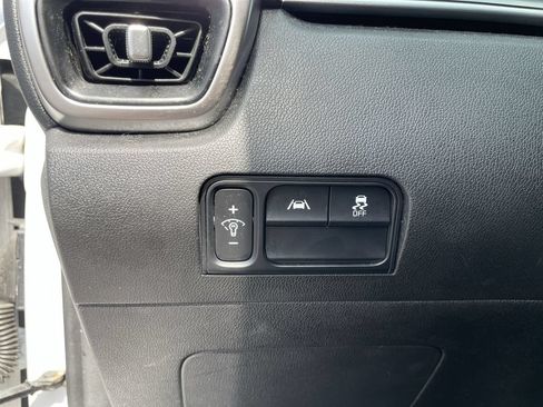 Used 2022 Kia Sorento LX AWD/4WD image 17