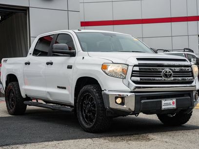 Used 2016 Toyota Tundra SR5 w/ SR5 Upgrade Package