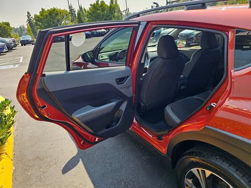 Certified 2025 Subaru Crosstrek 2.5i Premium w/ Convenience Package #2 AWD/4WD image 16
