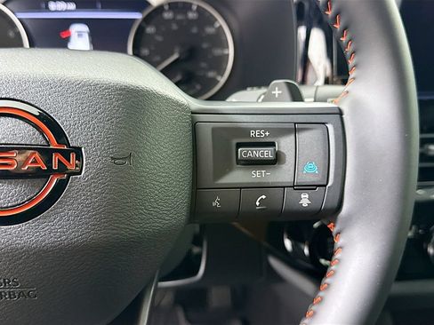 Used 2026 Nissan Pathfinder Rock Creek AWD/4WD image 12
