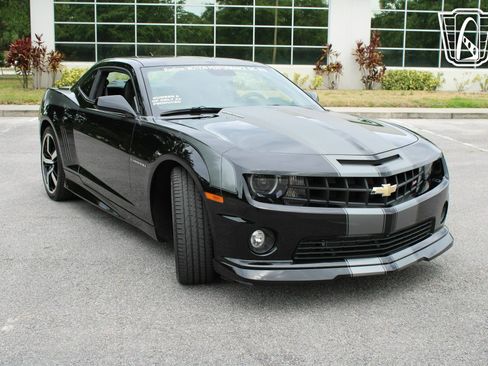 Used 2011 Chevrolet Camaro SS w/ RS Package image 11