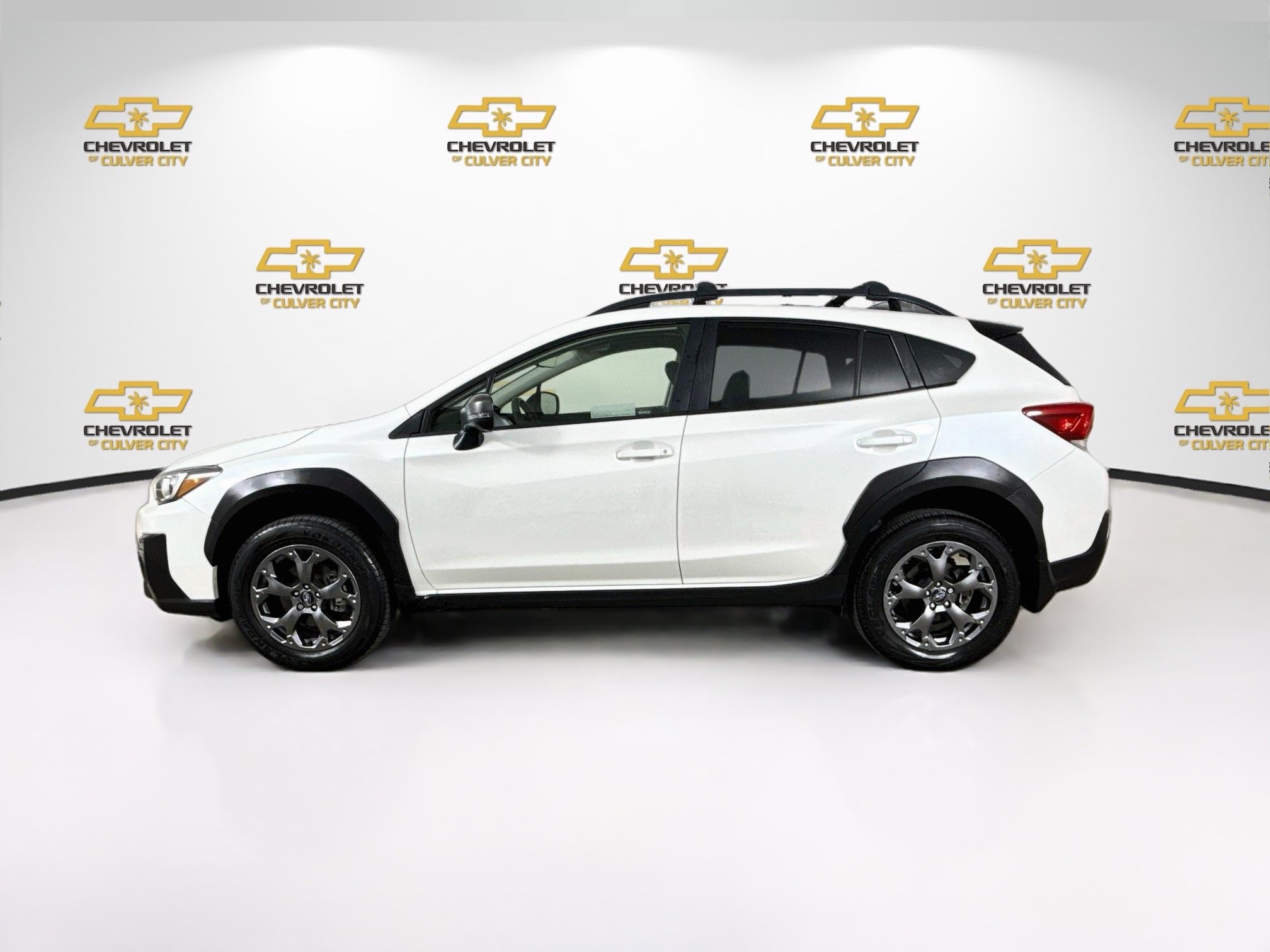 Used 2022 Subaru Crosstrek 2.5i Sport w/ Moonroof Package AWD/4WD image 5