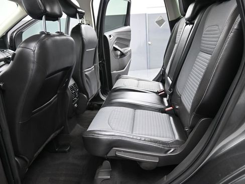 Used 2018 Ford Escape SE w/ SE Sport Appearance Package FWD image 25