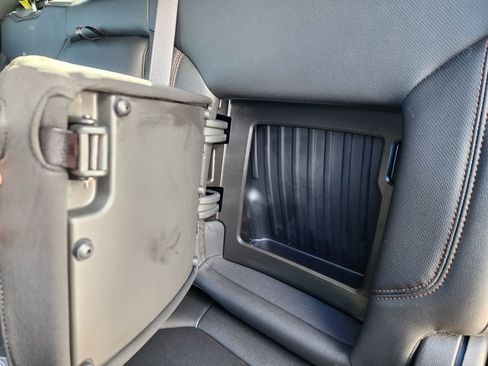 Certified 2021 GMC Sierra 1500 AT4 w/ Technology Package image 17