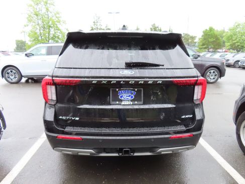 New 2026 Ford Explorer Active w/ Active Comfort Package AWD/4WD image 5