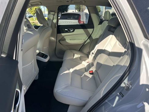 New 2026 Volvo XC60 B5 Ultra w/ Protection Package Premier image 17