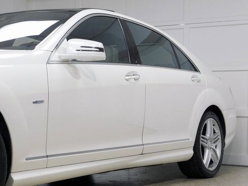 Used 2012 Mercedes-Benz S 550 4MATIC image 16