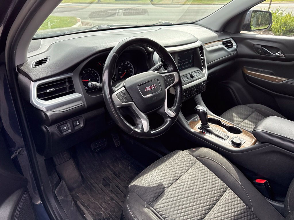Used 2019 GMC Acadia SLE w/ LPO, Floor Liner Package AWD/4WD image 8