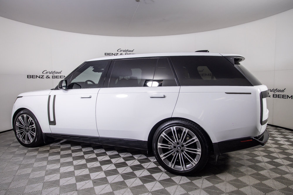 Used 2023 Land Rover Range Rover Long Wheelbase Autobiography AWD/4WD image 13