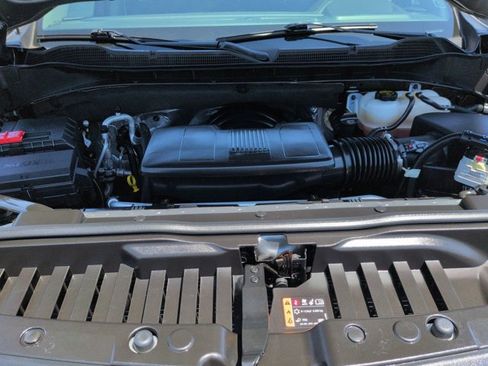 Used 2024 Chevrolet Silverado 1500 LT Trail Boss w/ Convenience Package II AWD/4WD image 29