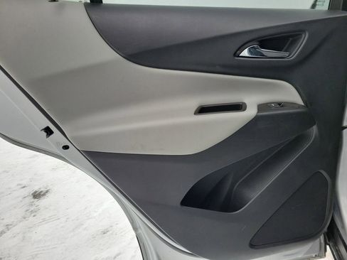 Used 2022 Chevrolet Equinox LT image 9