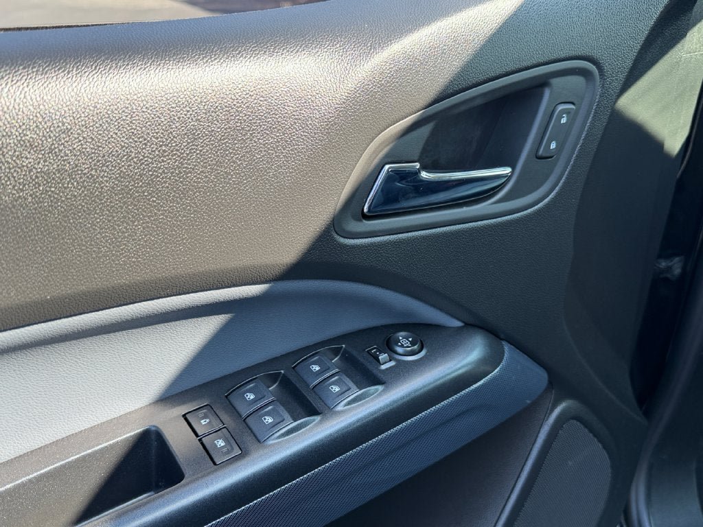 Used 2020 Chevrolet Colorado Z71 AWD/4WD image 22