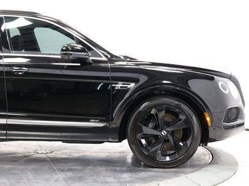 Used 2020 Bentley Bentayga Plug-In Hybrid AWD/4WD image 79