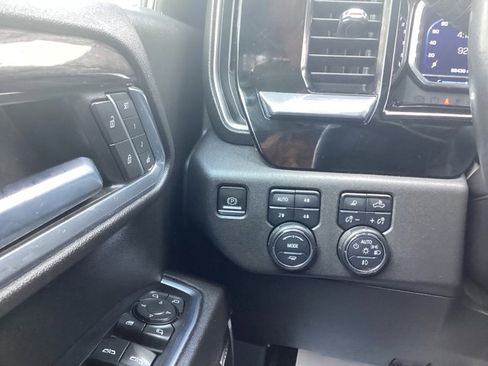 Used 2023 Chevrolet Silverado 1500 LTZ image 24