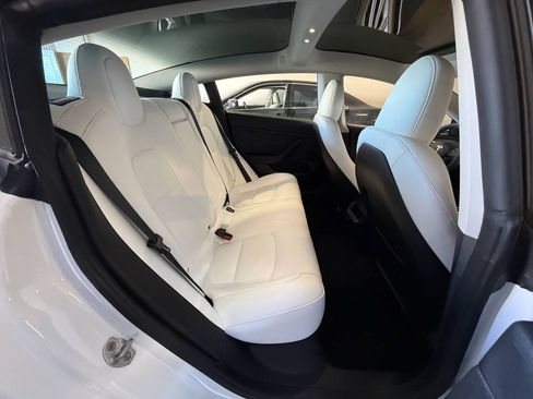 Used 2023 Tesla Model 3 Standard Range RWD image 27