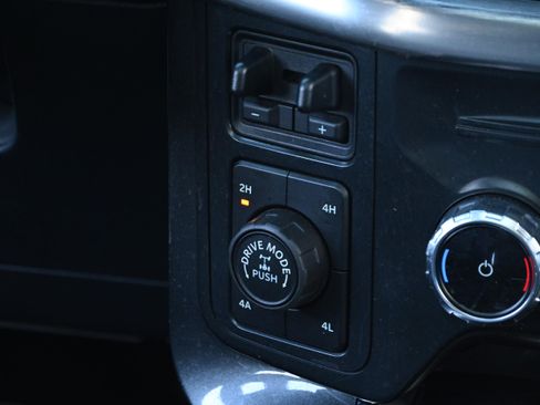 Used 2022 Ford F150 Lariat w/ Equipment Group 502A High image 20