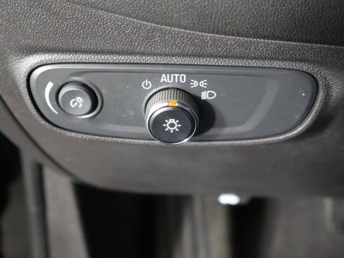 Used 2023 Chevrolet Equinox LT AWD/4WD image 30