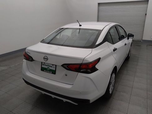 Used 2023 Nissan Versa S FWD image 7